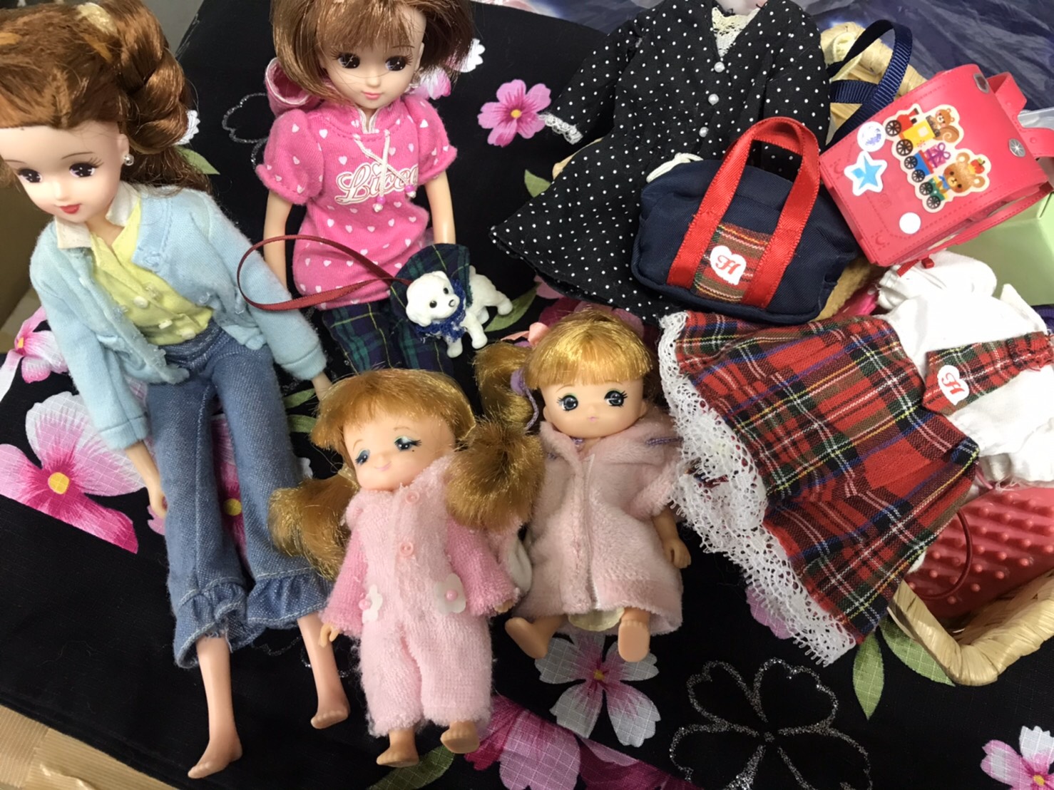 アジアリサイクル貢献活動 今回はリカちゃん人形 おままごとセットが寄せられました 寄付 アジアリサイクル貢献活動 不用品 かばん くつ おもちゃ リユース 海外 支援 フィギュア 引越し ライフサポート 児童支援 メプリンセス アナと雪の