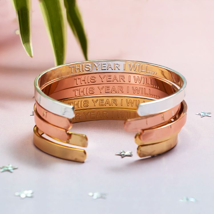 pipabella's tweet image. Set your resolutions straight coz our newest launch is worth the wait 🙌
Karma Bangles™ 2020 Resolutions Edit dropping soon !!
#PipaBella #KarmaBangles™ #WearYourBeliefs