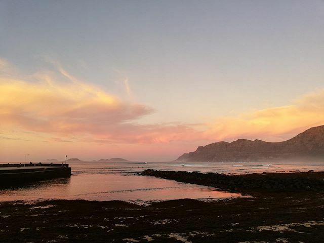 ProcenterSanta's tweet image. @lasantasurfprocenter les desea Felices fiestas 🎄 🌋 📸 @marcelamachadosurf 
#lacaletadefamara #lasantasurf #lasantasurfprocenter ift.tt/34WgGxX