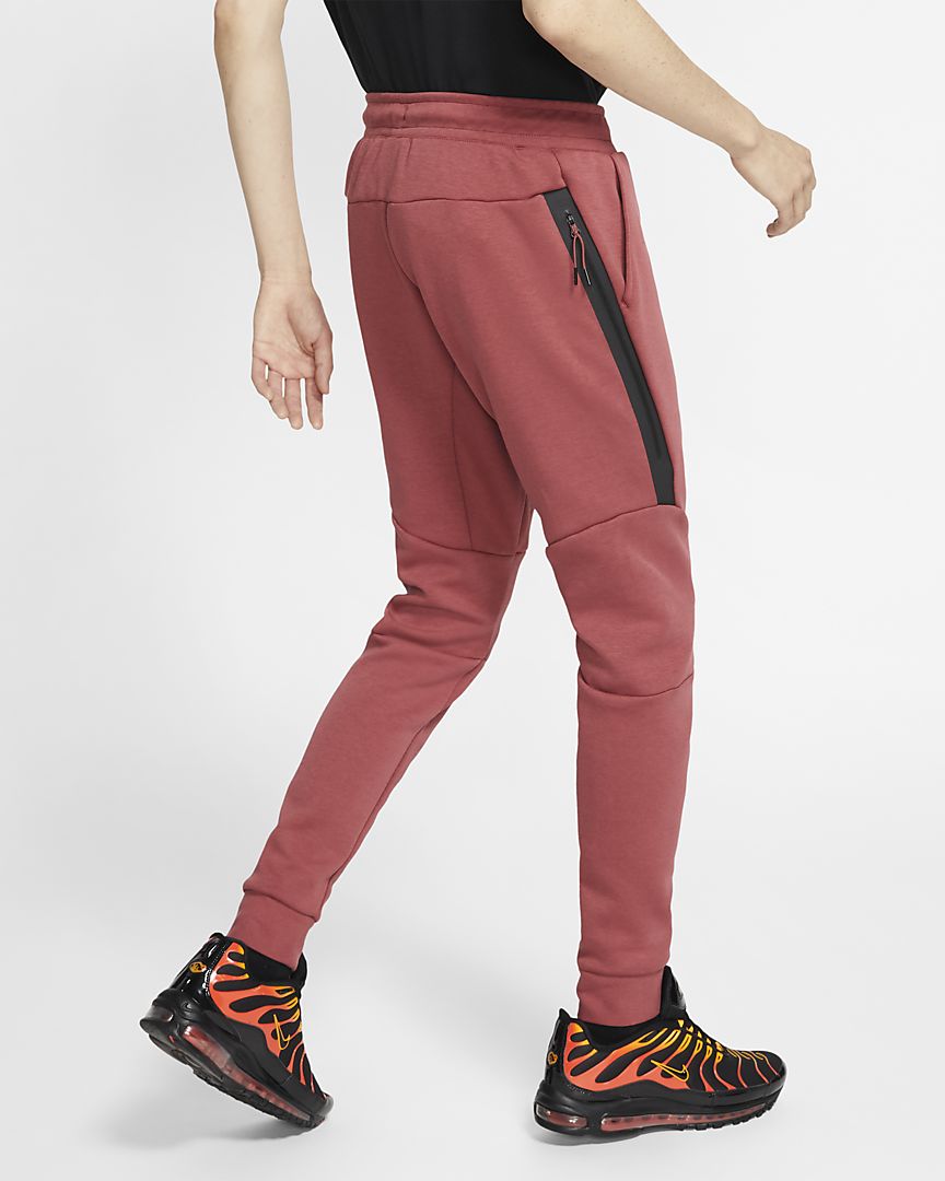 nike cedar joggers