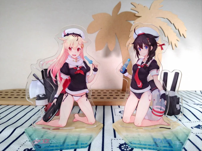 夕立ちゃんと時雨ちゃんのアクリルスタンドです!
透明のアクリルを使い、質感は素晴らしいっぽい!
#97 