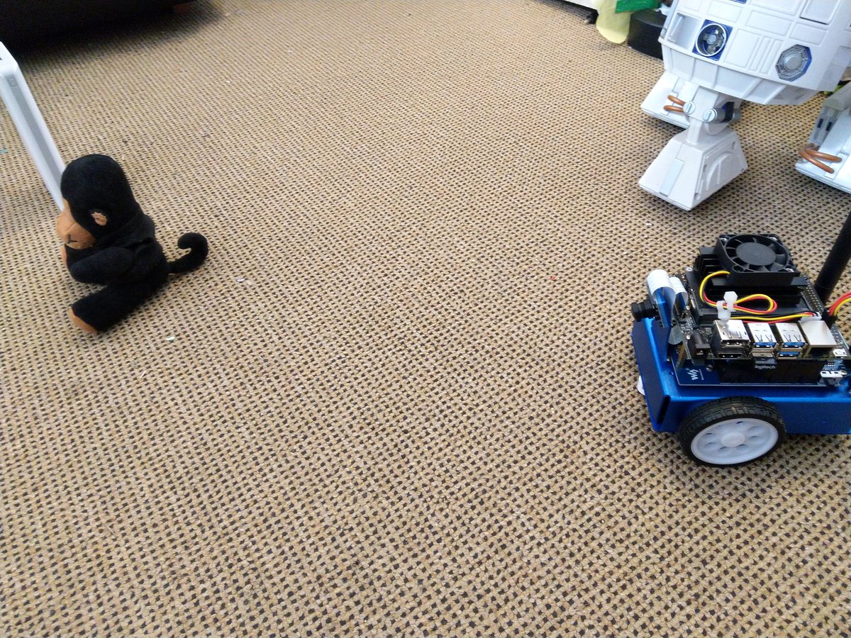 adpead's tweet image. Some bot fun. 😍  @NvidiaAI  @azure #iotedge #deepstream @MicrosoftIoT