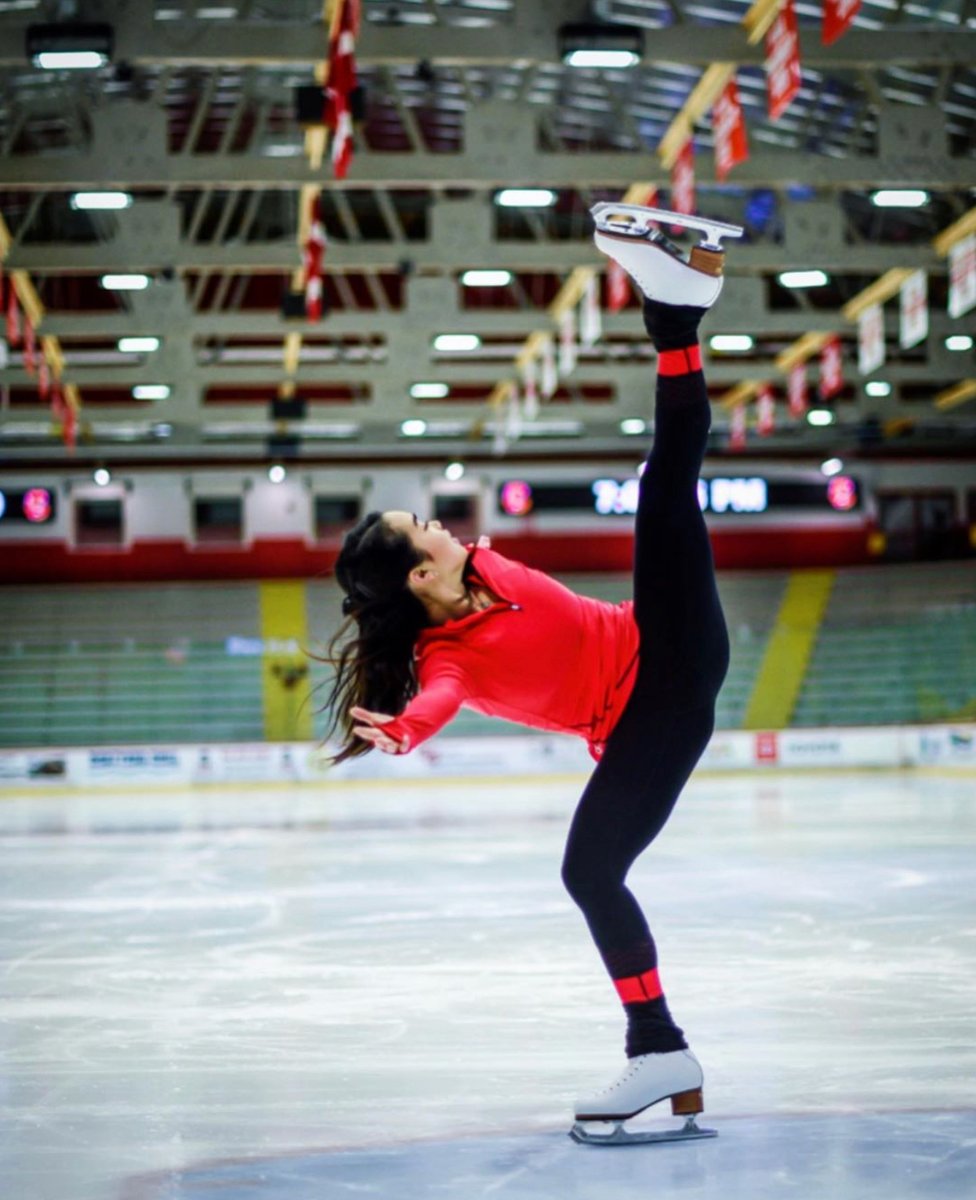 ChiqueSport's tweet image. Did Santa surprise you with Chique this Christmas?🎁 We'd love to see! Tag @chiquesport #ChiqueSport for a chance to feature❤️

chiquesport.com #WinInStyle #FigureSkating