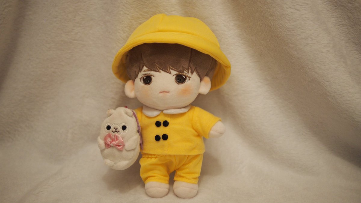 Babyleechan_'s tweet photo. Nursery uniform 🎒
#hansol
#SEVENTEEN #DINO #세븐틴 #디노 #이찬 #ディノ
#VERNON #babyleechanupdates #leechan #seventeen #seventeendollstagram #seventeendolls #ตลาดนัดสวนเเครอท https://t.co/HB44oibWG9