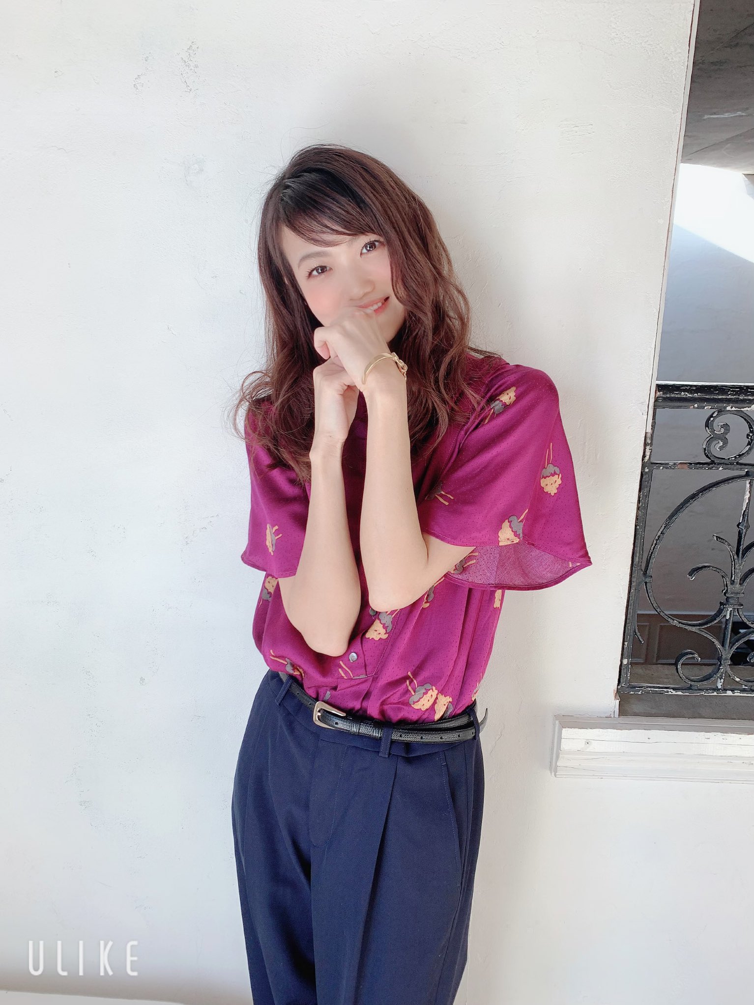 Overture 編集部 No Twitter 発売中の Overture 21 では 声優の早見沙織さんが初登場しております 新曲 Statice にあわせたスターチスとの撮影 スタイリングは早見さんも大ファンというブランド A P C さんの協力でフルスタイリングしております レアな早見