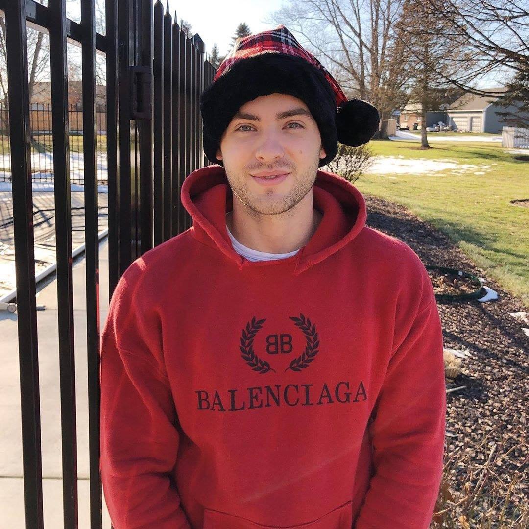 Merry late Christmas from one of the best Thompson’s!