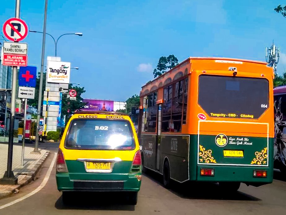 Anal jinsiy aloqadan oldin hoqna Tangalarda katta eshaklarning fotosuratlari