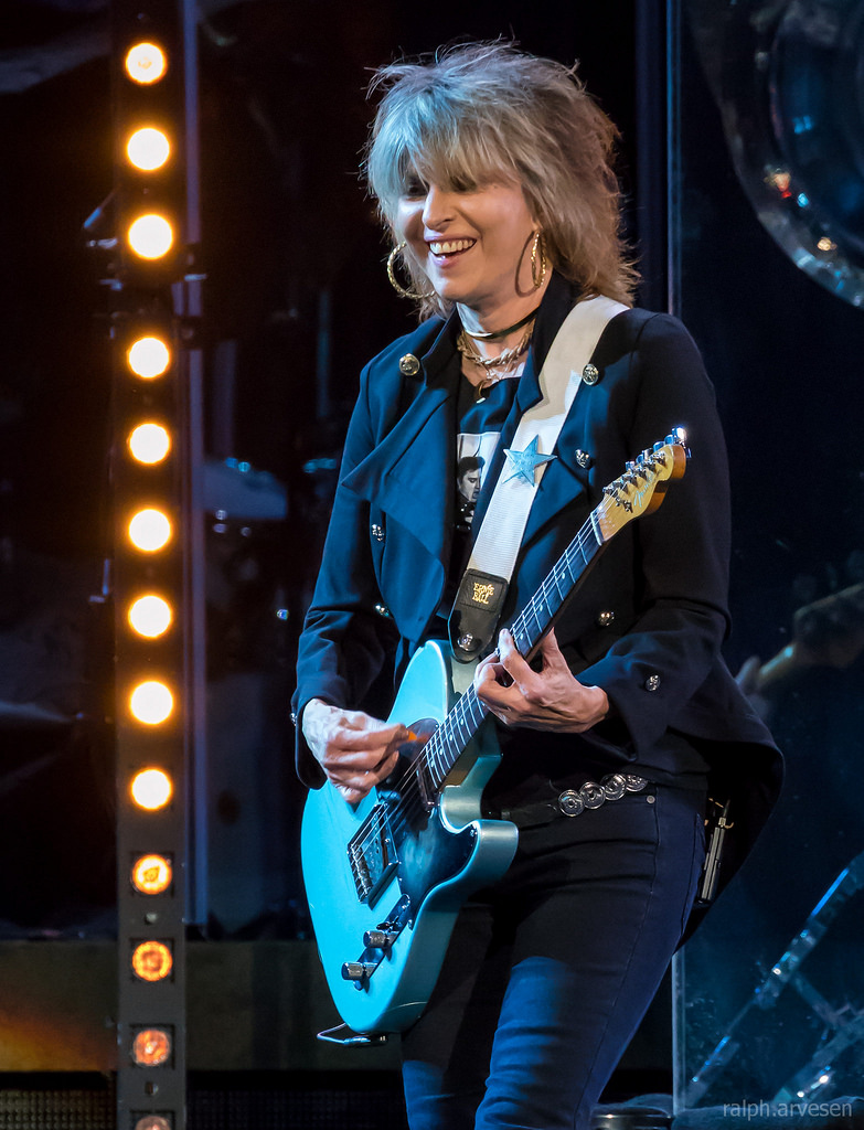 9 7  Happy birthday Chrissie Hynde    