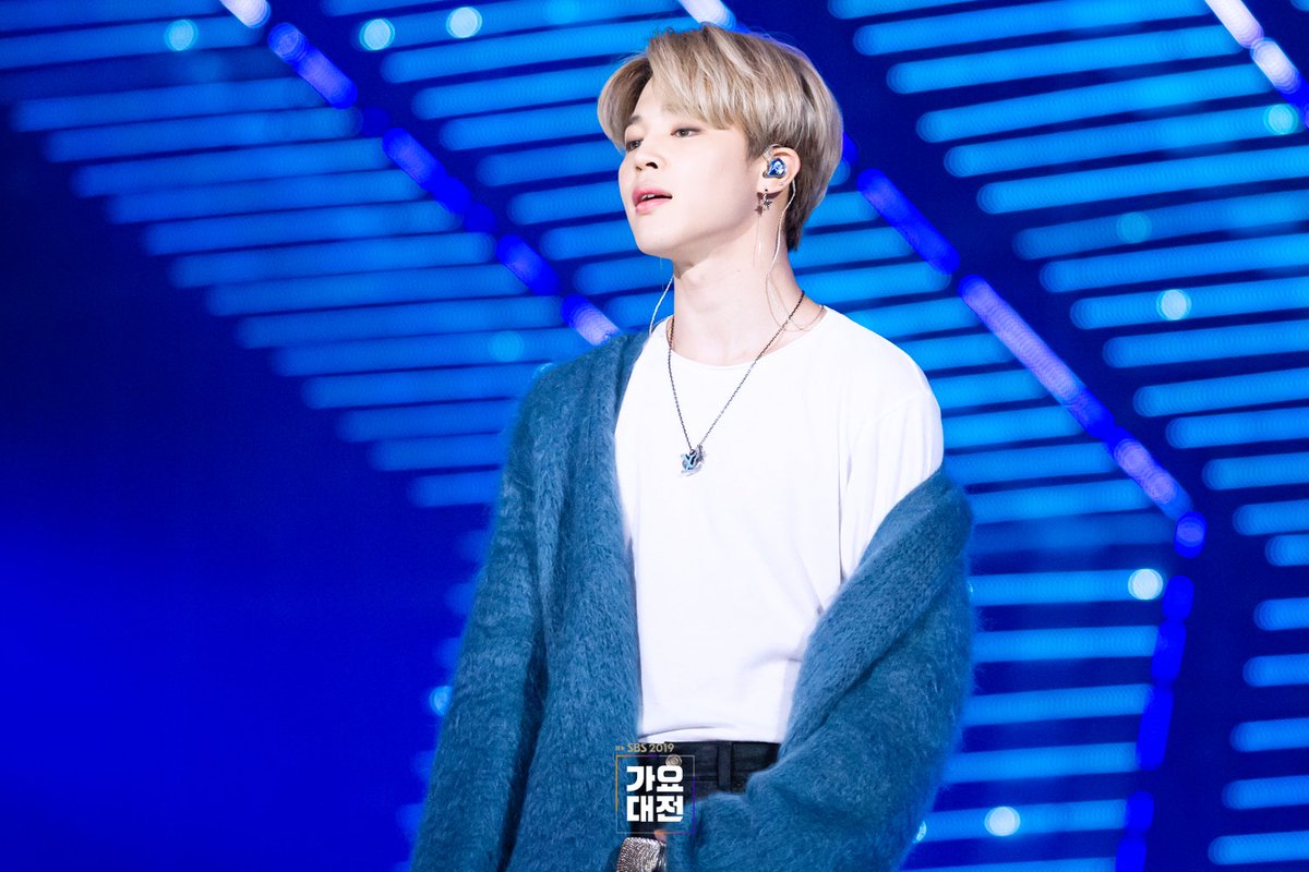 Jimin 2024. Jimin 2024. Чимин 2023. Bts пак чимин. Чимин диор 2023.