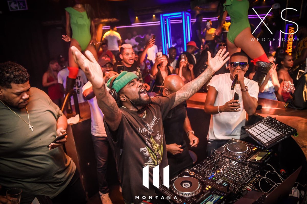 clickmediasport's tweet photo. @Wale Blessed #XSWednesday @montanatheclub With A Special DJ Set For Christmas 🎄 🎄🎄 #BeMontana #BeWale #MontanaWelcomesWale https://t.co/lZruH8PGjL