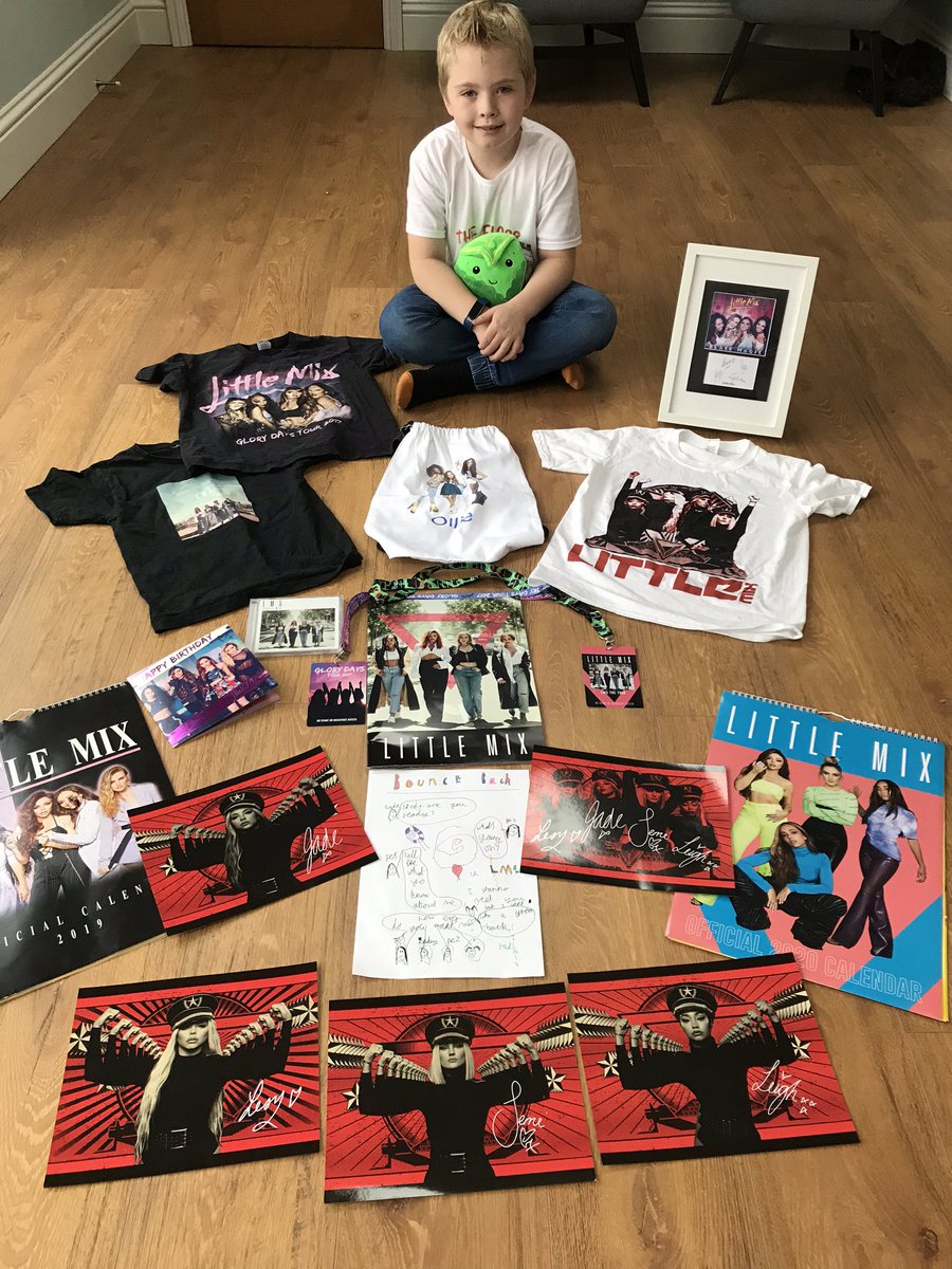 Mickytimmins's tweet photo. @LittleMix Santa did well this year, my little boy Ollie got all the merch! He loves you girls more every year. Happy birthday jade 🎉🎉🥳🥳💜💜💜 https://t.co/peboUpp4zk