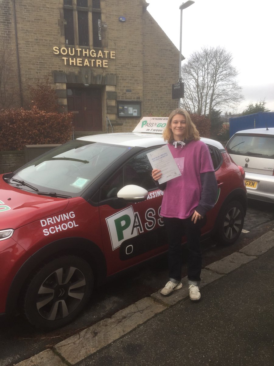 PassNGo's tweet image. #HOLMFIRTH FIRST LESSON ALERT!!

Everyone wish the best of luck to Joseph Williams on their #firstdrivinglesson with their #drivinginstructor Phil Craddock!! 👍🏻

If you would like to start lessons with Pass N Go call us now on 0333 207 0663 or visit passngo.net 🚗