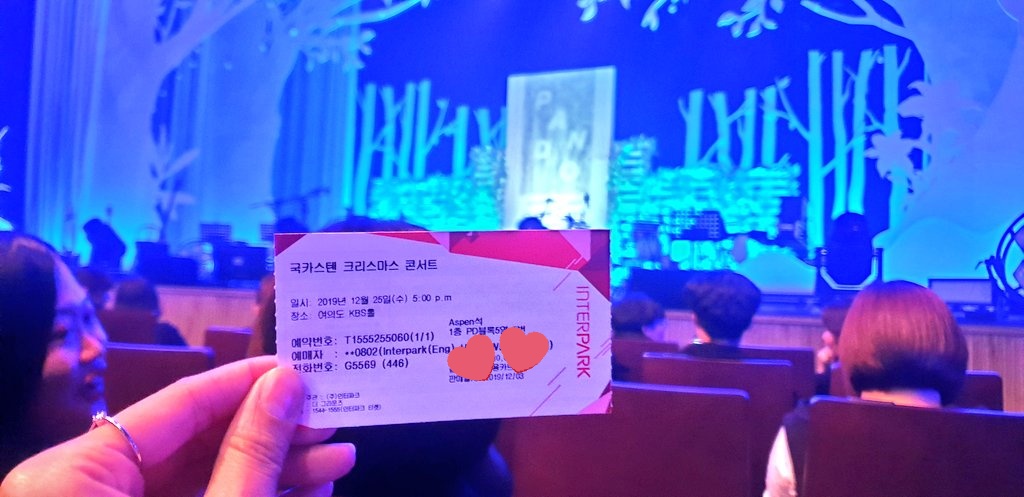 WLHung81's tweet photo. 드디어 대만에서 돌아갈게요😊
2019년에도 행복한 추억으로 가득해요🥰
Hello, Happening 그리고 PANDO🤗
감동을 받아서 너무 사랑합니다😍
우리는 영원히 같이 합니다🤟
❤사랑합니다 국카스텐❤
#너의사랑_나의사라_국카스텐입니다 https://t.co/bItEK64UAa