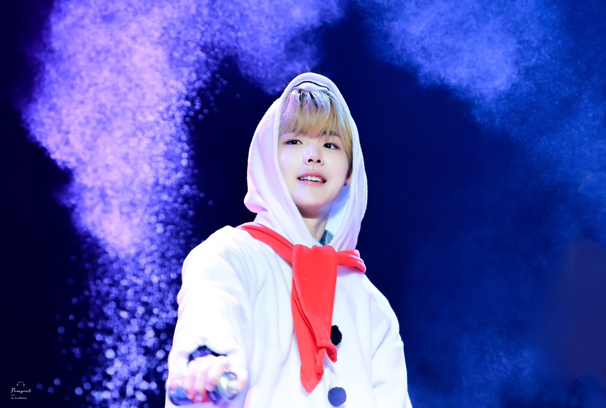 Pussycat_Midam's tweet photo. 191225 팬미팅 | HQ

애기야 ㅠㅠ

#이미담 #미담 #LEEMIDAM #MIDAM https://t.co/WpzfrfJQuf