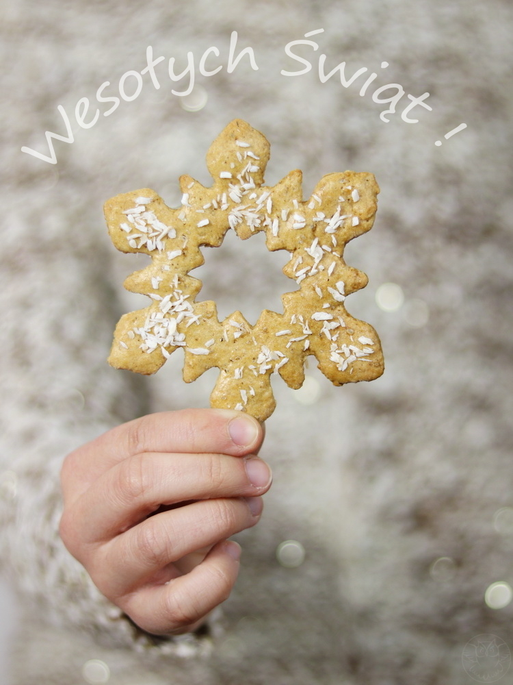 Sowiarnia's tweet photo. 🎁🎀🎄#christmas #christmaseve #merrychristmas #xmas #xmas2019 #ChristmasDay2019 #wishes #gingerbread #star #wesołychświąt #święta #bożenarodzenie
 #życzenia #pierniczki ♥ https://t.co/SNCXxeYtjc