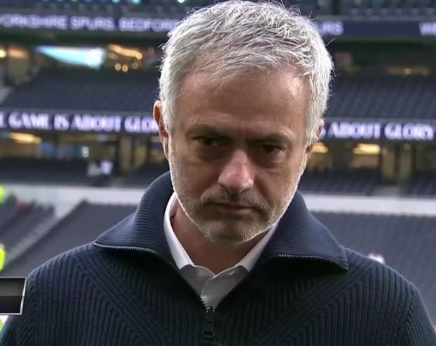 Football_GP's tweet photo. Jose Mourinho in tears in pre match interview for his dog who has died today 😪
#TOTBHA #BoxingDay https://t.co/MUR52N5hi9