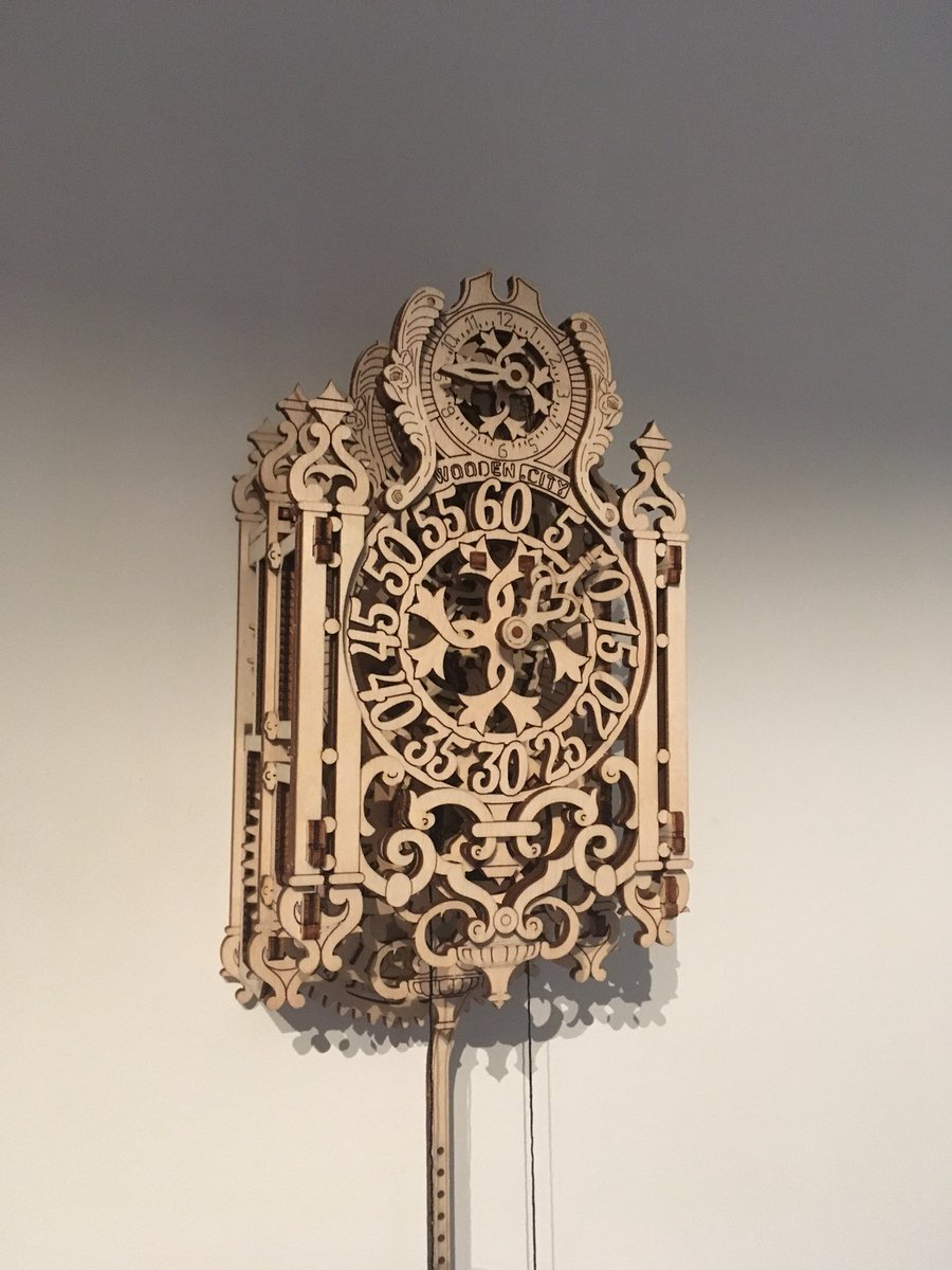 Kromeugnon's tweet photo. Bonjour @UgearsFrance ! Que faut-il mettre comme poids pour faire fonctionner l’horloge?? Vous avez des exemples de ce que je pourrais utiliser?? #ugears https://t.co/w9VLyWylj1