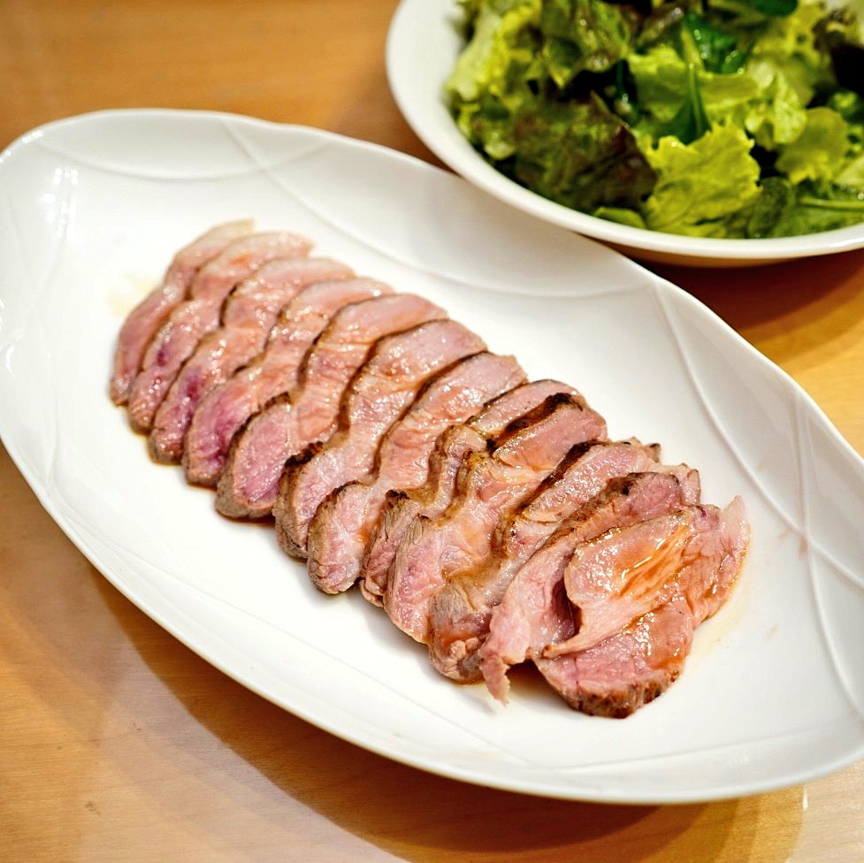 豚 ロース 低温 調理 時間はかかるがかなりうまい 家庭用のオーブンレンジで 低温ローストポーク を焼いてみた ツジメシの付箋レシピ Tmh Io