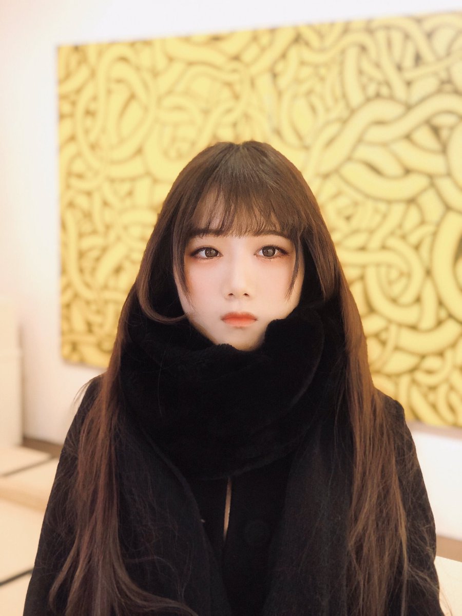 南村杞憂 19年を雑に振り返る 1 4月 スーパーロング 4 11月 ツーセクション ボブカット スーパーロング三つ編み 11月 12月 ツーセクション オレンジカラー 12月半ば ツーセクション オレンジ ピンクグラデ