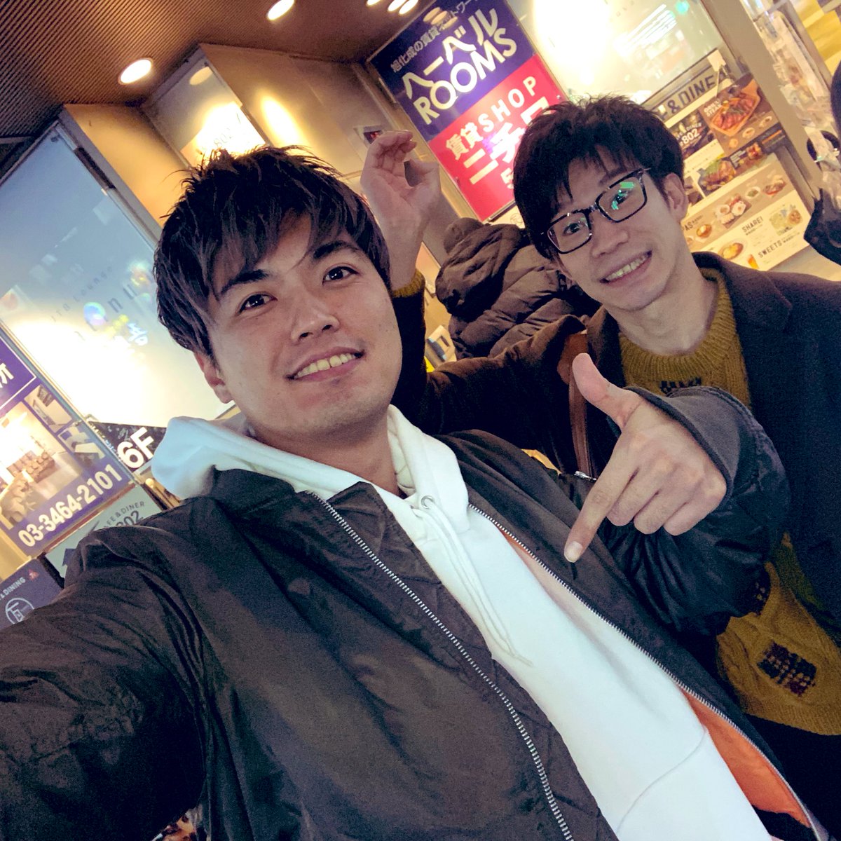 ASHiNA_190cm's tweet image. 明日は吉本坂２期生発表！
受かってなきゃ、絶対にダメだ！！
やれる事は、全部やった！

必ず受かって、ステージ上で話したい事があるんです。

喋らせてくれ！！
僕の思いの丈を述べさせてくれ！！

おやすみ！あしなっす！G！
#吉本坂２期生オーディション