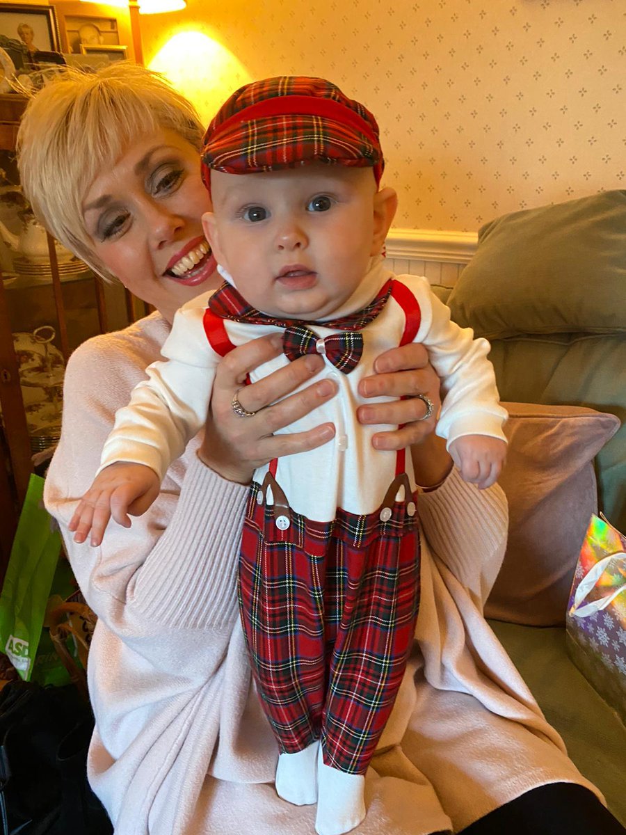 clareaky74's tweet photo. Omg this is wat Christmas cuteness overload looks like #maxyb 😍😍😍 https://t.co/HyZQhVfckT