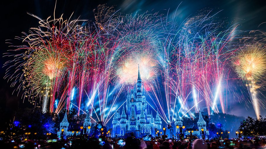 ウォルト ディズニー ワールドのカウントダウン 年越しの花火がライブ配信 日本時間年1月1日13 45スタート Disney Colors Blog