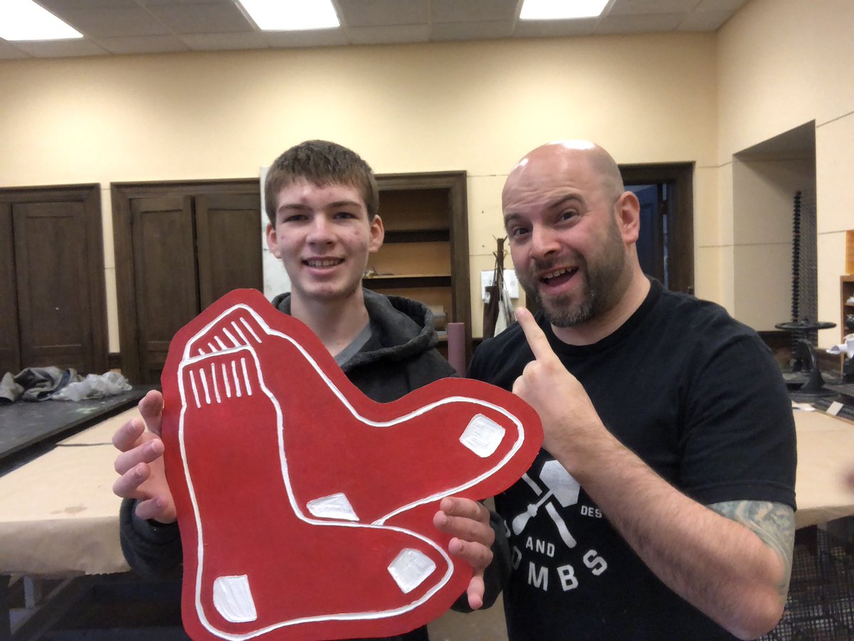 JamesChaseArt's tweet image. Now that Christmas has passed, I can share this awesome present Chris made for his grandmother!! How cool is this. I’m so proud of all the work he put into this homemade gift @BBBSNH @BBBSFoundation @RedSox // #homemadegifts #mentoringmatters 🤘🏻💥