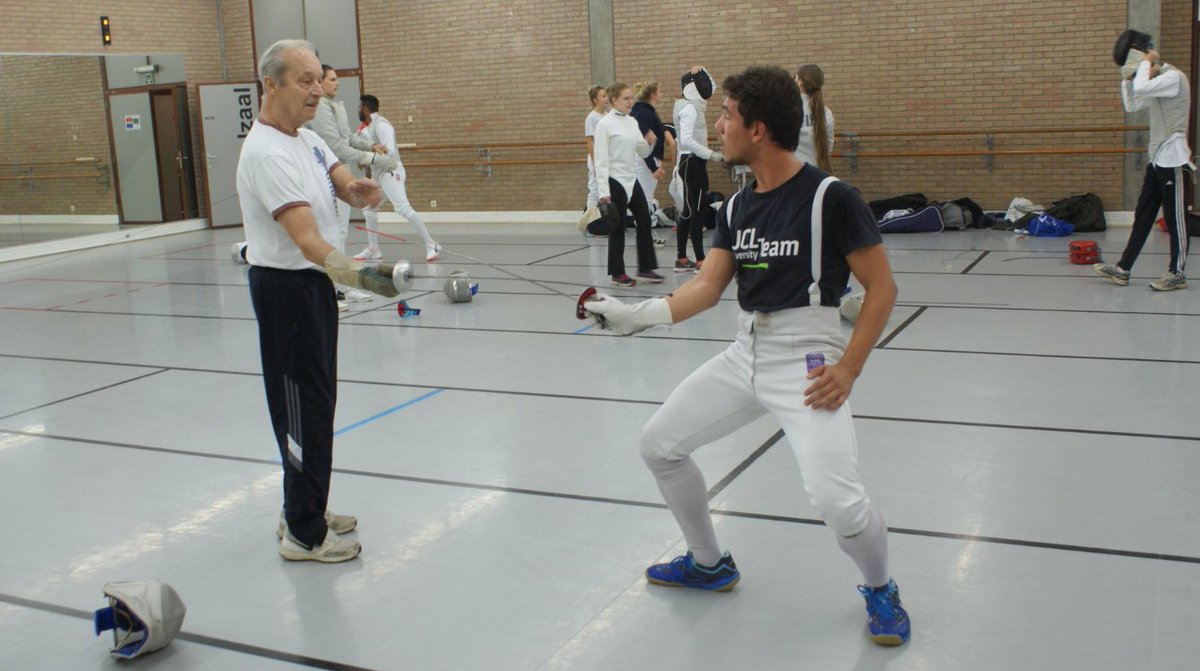 Nous avons le grand regret de vous annoncer le décès inopiné du Maître Eugène DE JONGH. Notre confrère, Maître d’armes, a également été administrateur de notre Académie de 2014 à 2018 en qualité de Vice-Président.
Les obsèques auront lieu dans la plus stricte intimité familiale.