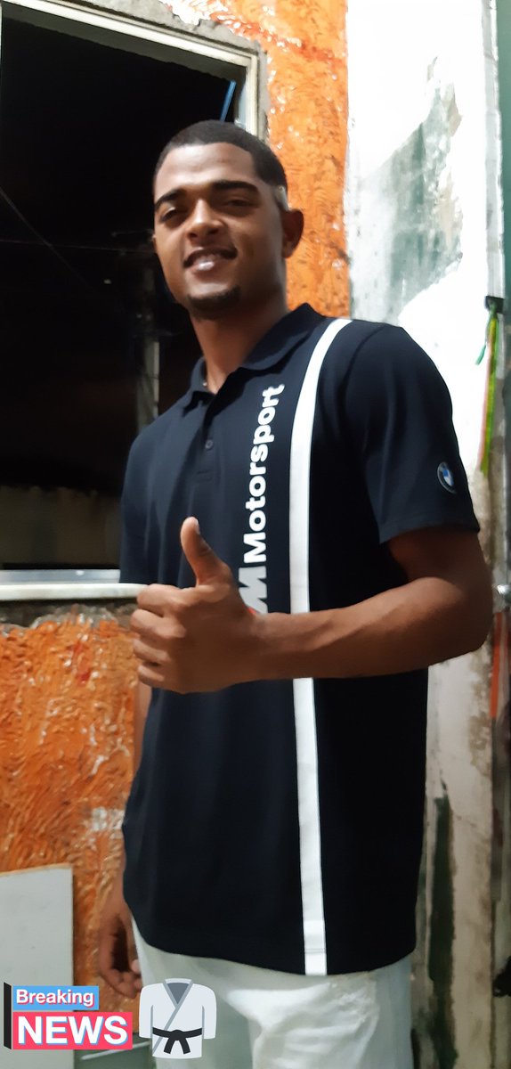 OfcDrg's tweet photo. Boa quinta feira a tds  🙅🏿‍♂️🤑
#vestígios #danoite #passada https://t.co/KazbDurbzq