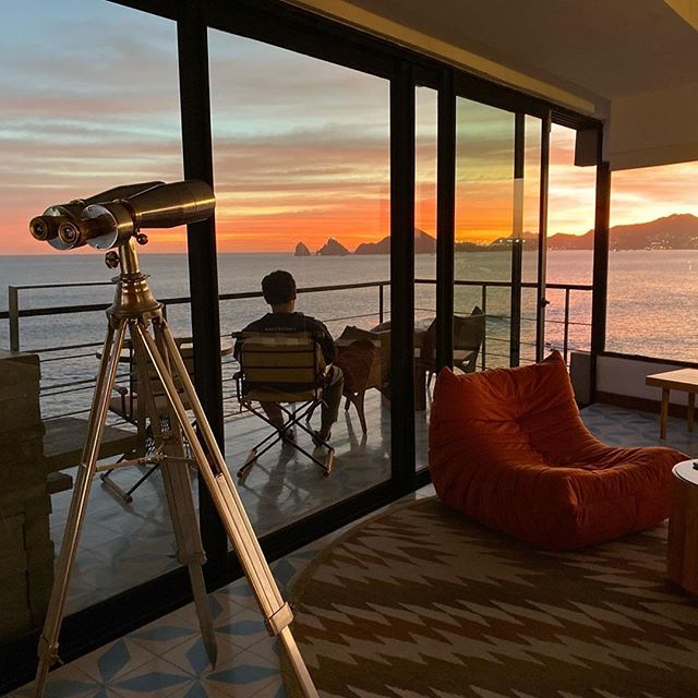 Front row seat? We'd say so. Photo: @charlottemufan