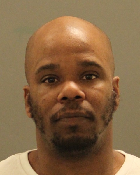 POLICE ARREST PACKAGE THIEVES

nccpdnews.com/2019/12/26/pol…