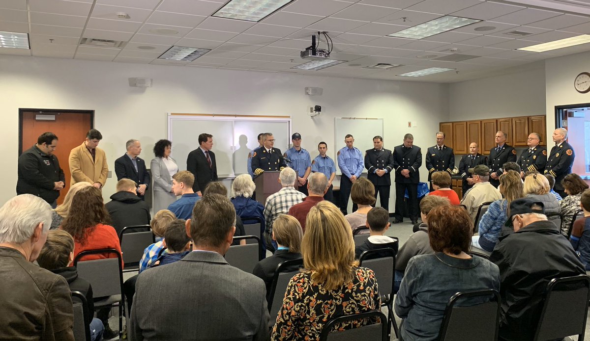 RobertJCannon's tweet photo. One of my favorite days in @ClintonTwpMI is swearing-in new firefighters! @CTTVMichigan @TrusteeKenPearl @clerkkimmeltzer @macombdaily @candgnews https://t.co/MJ0EMP6jcc