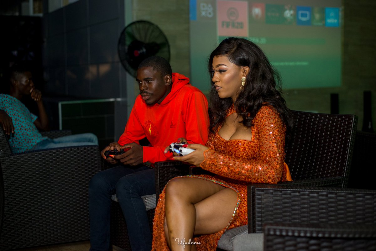 iamvjadams's tweet photo. #Gameslinkup @ContentKStudio Event! 🔥🎮 https://t.co/pJW98Wyr9k