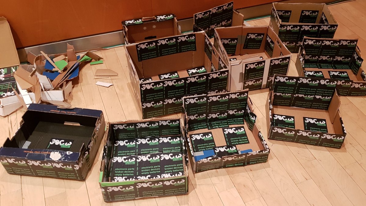 c3sus's tweet photo. Please offer e-waste to the makers. Don't waste the reusable pieces. You find those boxes at #36c3 and in #c3nav.
Bitte denk daran, E-Schrott den Bastlern anzubieten, bevor er mit allen auslötbaren Teilen im Müll landet. Diese Kisten findet ihr auf dem #36c3 und im #c3nav. https://t.co/DIHPLXPX1V