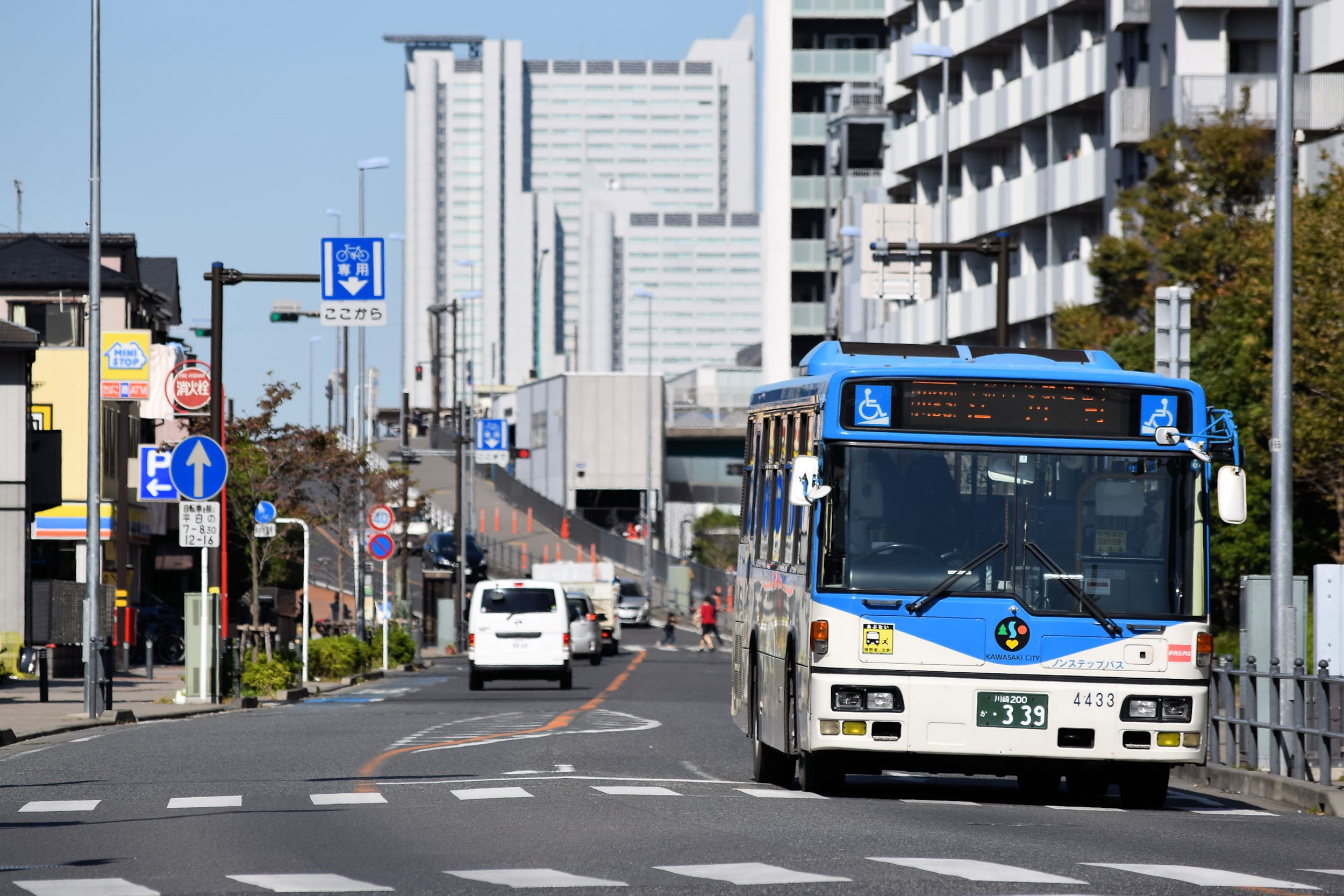 H 2739 5月 バス目当てで初めて成田空港へ Metrock シャトルバス初撮影 川崎競輪輸送から臨港撤退 T Co Atrmmgyypg Twitter