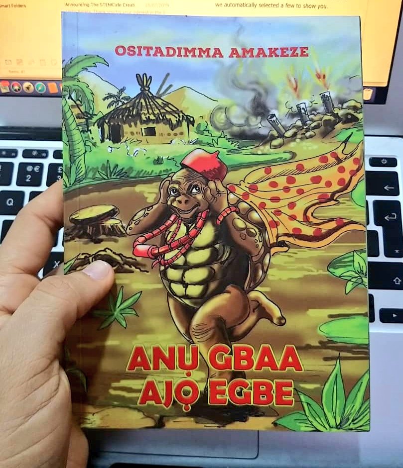 OsitaAmakeze's tweet photo. A jụrụ ya, "ị na-aṅụ #mmanya kwa mgbe ka ọ bụ ọ dapụtara gị?"
Ọ zaa sị, "ọ dapụtara m, kama ọ na-adapụtara mụ kwa mgbe kwa mgbe."
Nke a bụ troublem- nchịkọta #trouble na #problem.
Meanwhile, it's #BoxingDay ụbọchị e ji enwe efe atọghe onyinye #Christmas https://t.co/bmXCw8Vm6c