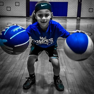 XyleighS's tweet photo. #NewProfilePic #TrustTheProcess #Basketball #Dedication #WorkForTheLord #Nike #NikeBasketball #TwoBall https://t.co/aj5KMfgOLx