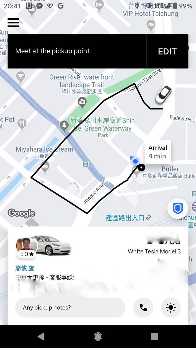 dat_ht's tweet image. I called an #Uber and this carbon-fiber-trimmed full-auto dual-motor baddie showed up! 😍👌 #Tesla #Model3 5/5⭐