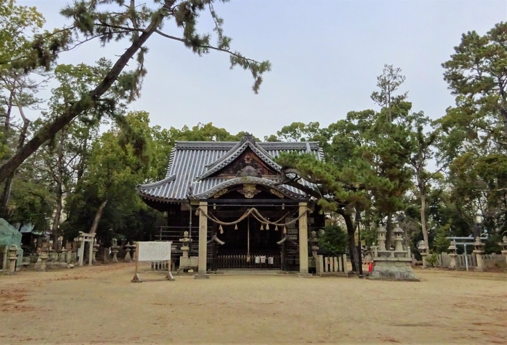 goguynet's tweet photo. 【伊丹市】猪名野神社で令和２年元日午前0時より、初詣客にふるまい酒（無料）。小西酒造、老松酒蔵が協賛。祝い雑煮（有料）も。 https://t.co/5NCyT98D4X https://t.co/lrGngyY6BE