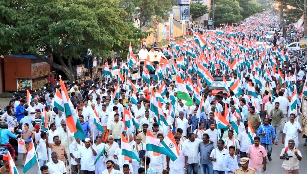 Aslamf4's tweet photo. Massive protest agaist CAA 15 years before it was arabian sea but today puduchery occupied by tri color sea organized by @INCPuducherry @INCIndia 
#IndiaAgainstCAA #IndiaRejectsNRC https://t.co/hmW2i6pBBv