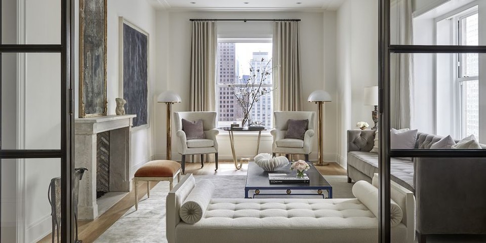 heatherobacon's tweet photo. For those who are looking for a nice blend of sophisticated and modern, this is an awesome living room that also has some vintage antiques throughout. #heatherbaconhomes #modern #vintage #moderninterior #interiordesign #livingroom #homeforsale #movetocolorado #realestate https://t.co/2gyietqIXj