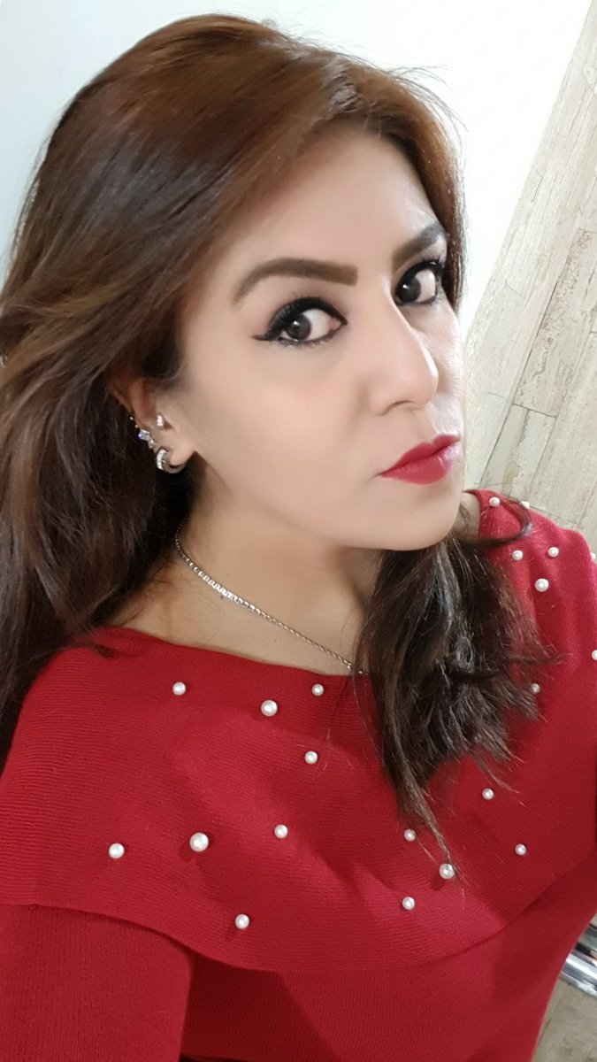 mandy140785's tweet photo. Lindo y sensual día mis amores https://t.co/QVaOWl50T9