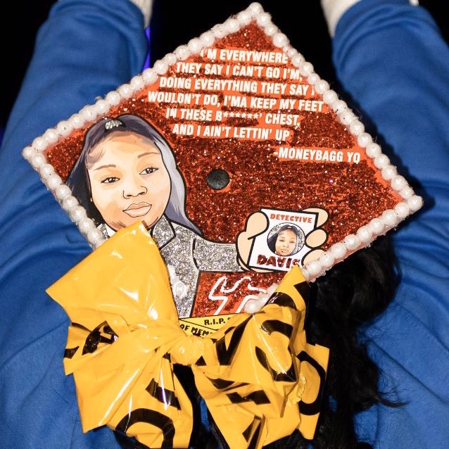 JrocJarvis's tweet photo. If you graduating in May or know somebody that’s graduating. Let them know im doing Grad Cap Toppers again💯🎓🎨👀🔥 https://t.co/dBCb293KsY