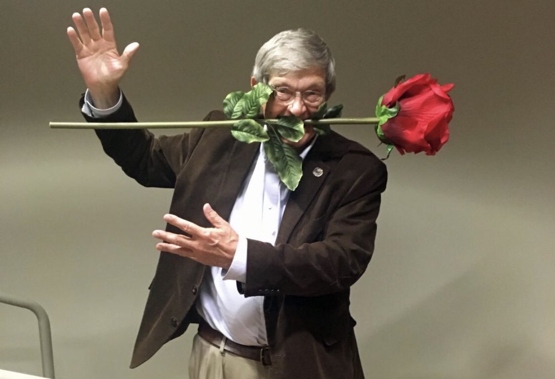 El Patio tweet media