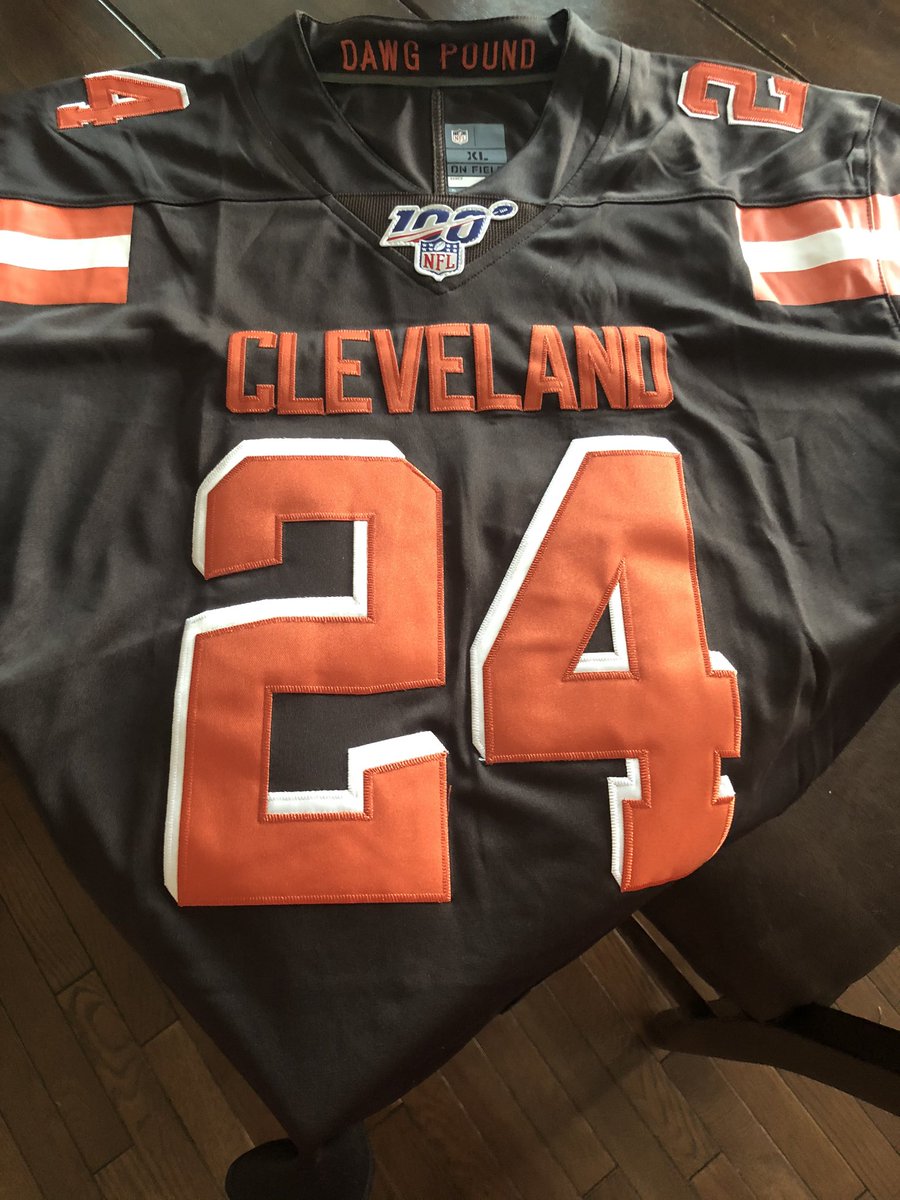 ericwasson's tweet photo. Christmas 2019. #chubb #browns https://t.co/Vzt14IPUze