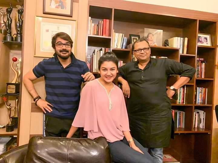 CRaktim's tweet photo. #অসীমাভ ও #সায়নীর জীবনের কঠিন অভিমান এর আড়ালে লুকিয়ে আছে এক সুপ্ত আবেগিত অনূভুতি সম্পন্ন ভালোবাসা, যা কোনো এক #রবিবার এর সাক্ষাৎ এর মধ্যে দিয়ে নিজ হৃদয়ে উপলব্ধি করতে চলেছে। @prosenjitbumba @atanugsh @JayaAhsan2 @ECHO_PvtLtd @pfc_prosenjit সম্পর্কের নতুন মেলবন্ধন ঘটবে। https://t.co/uQ1pNpXucm