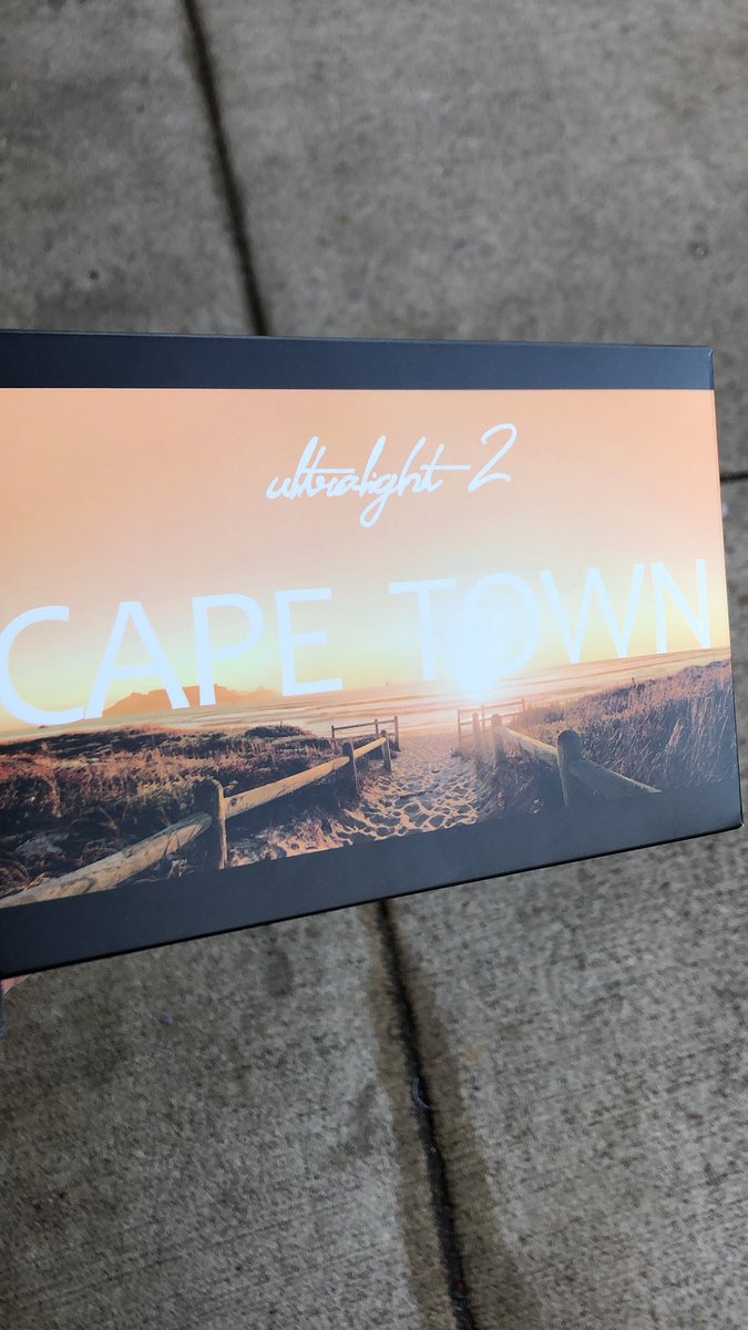 yoHyperr's tweet image. I have big doodoo in my pants now