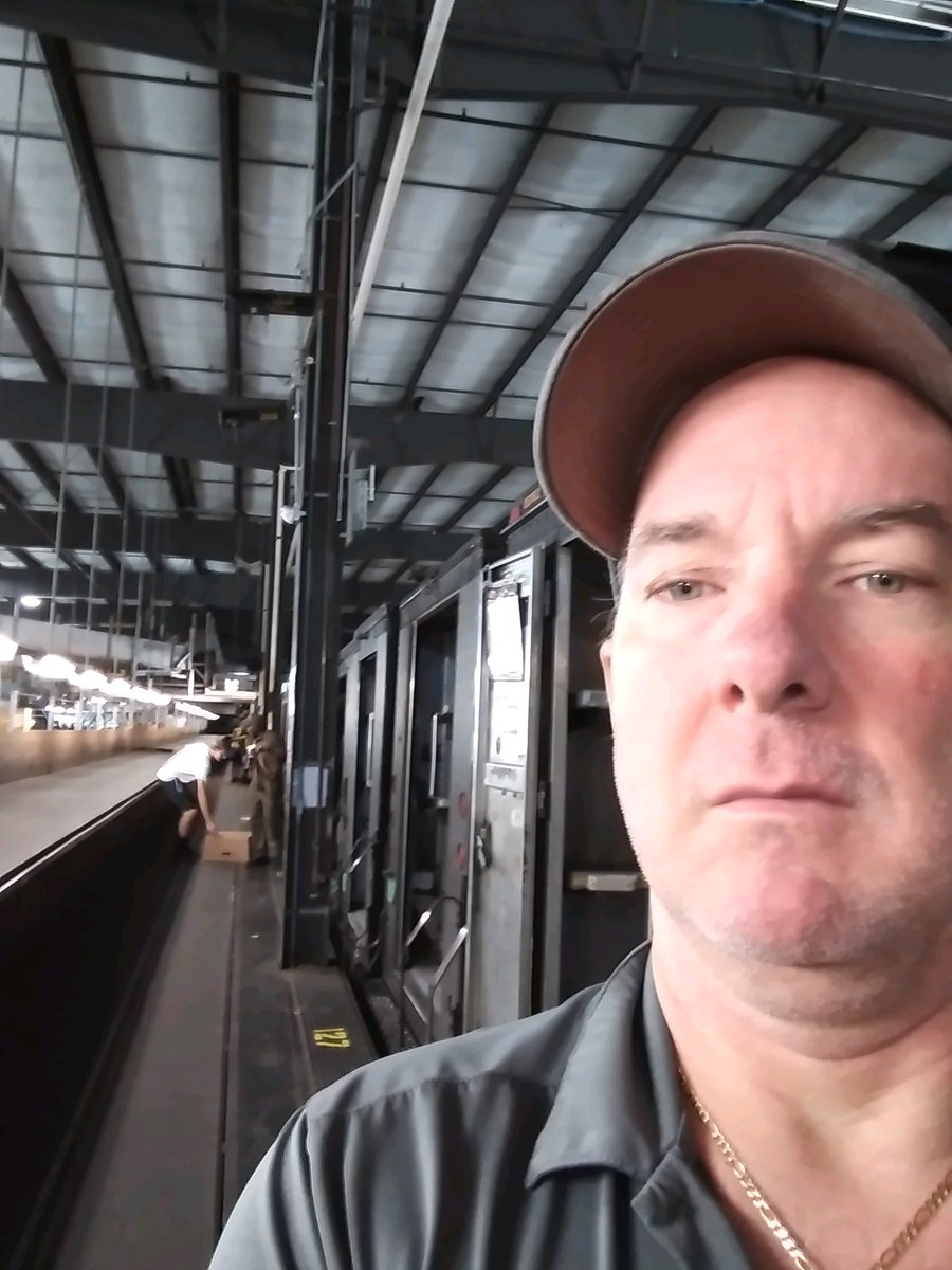 Eric Pearson tweet media