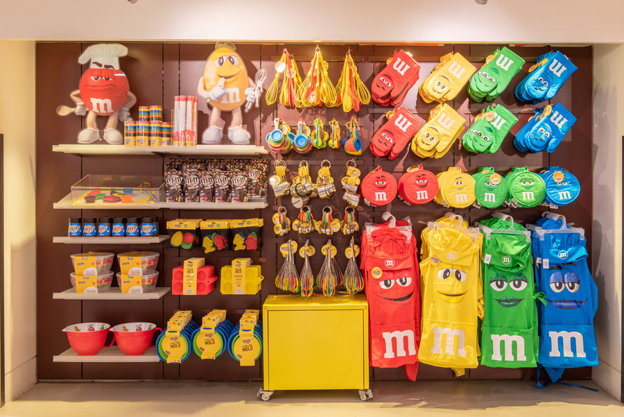 mainstreetmouse's tweet photo. M&amp;M’S Orlando Store Coming to #Disney Springs - https://t.co/N5Npcr3zVH #DIsneyParksBlog #DisneySprings #MMStore #News https://t.co/lNwXqp603I