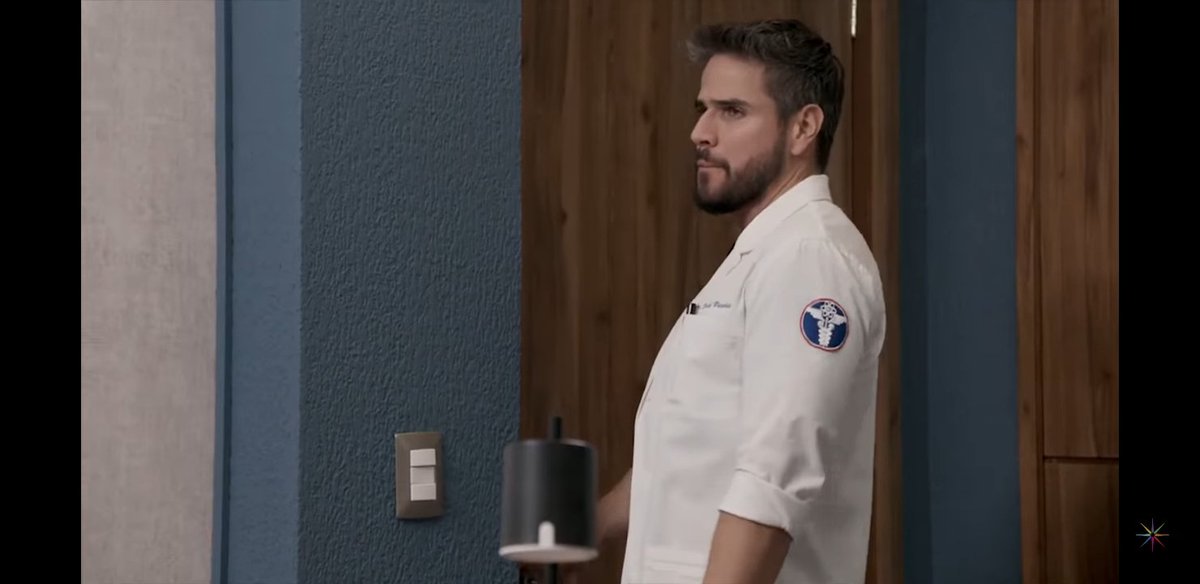 DaniArenasCol's tweet photo. #Capturas2 #MejoresMomentos #DavidParedes @DanArenas #Capitulo32 @MedicosOf #MedicosLineaDeVida #ConLasEstrellas #FelizJueves #FelizNavidad https://t.co/9keJK8eRqW